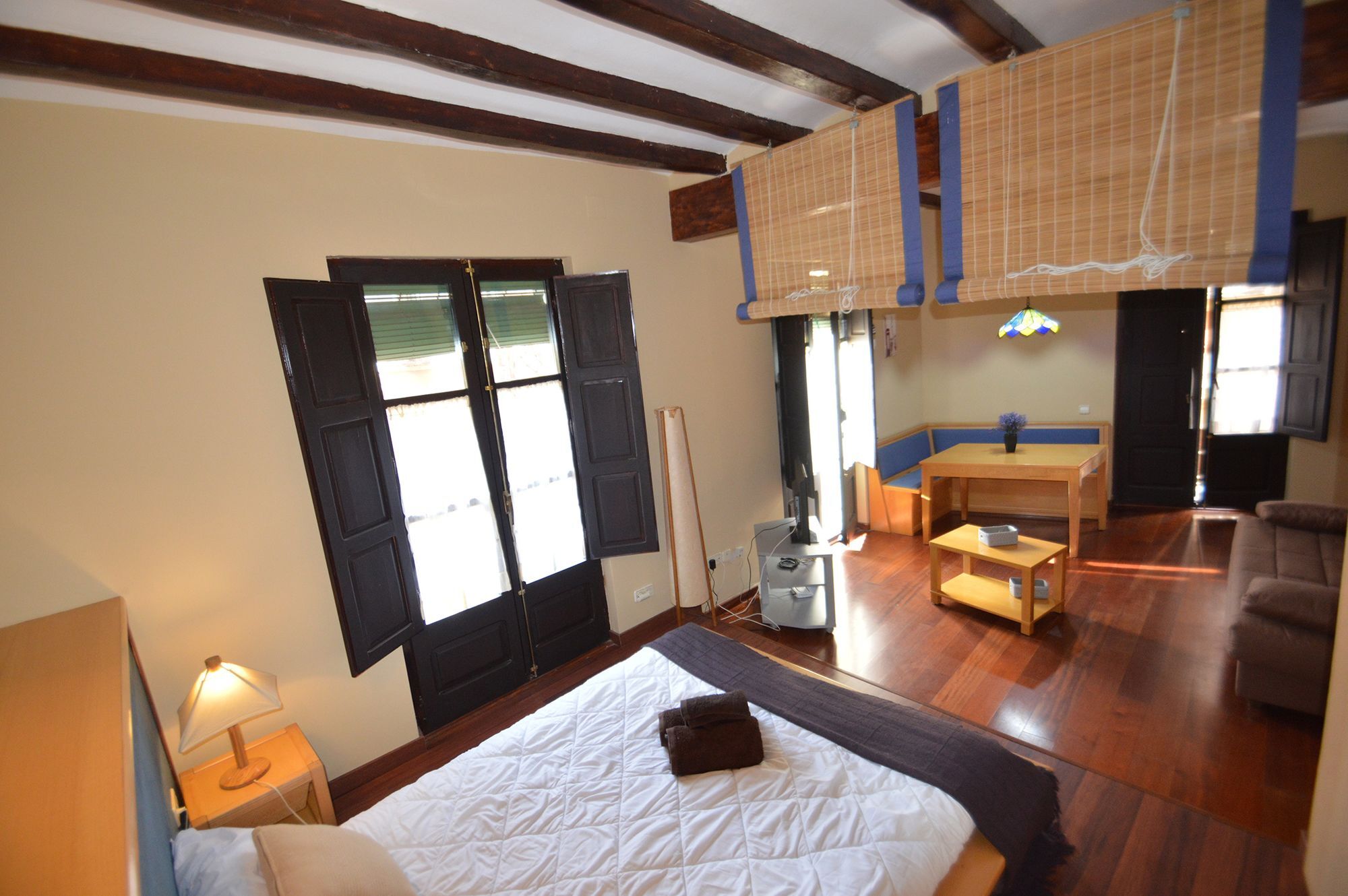 Tarragona Suites 70- Cavallers Eksteriør bilde